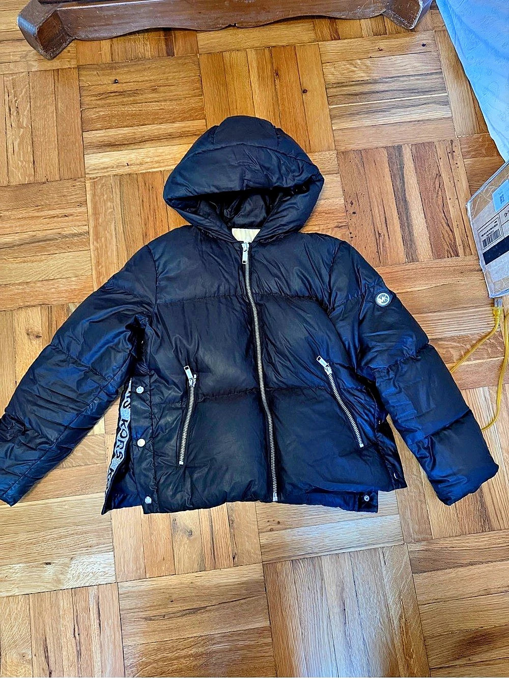 Michael Kors Women's Hooded Puffer Jacket Black Small